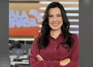 Jornalista Adriana Perroni foi internada com celulite facial. Foto: Reprodução