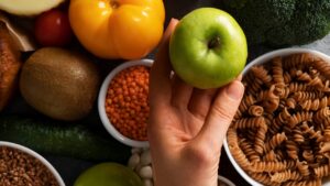 alimentos que combatem mau-hálito
