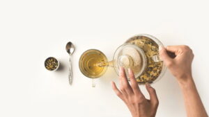 Os benefícios dos chás para a saúde mental e física