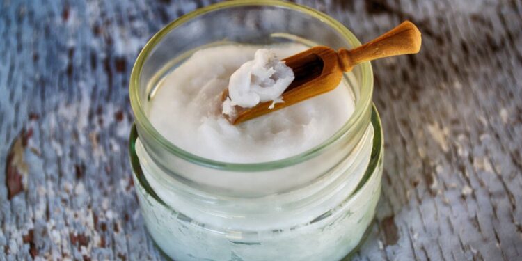 Benefícios do óleo de coco para o seu cabelo