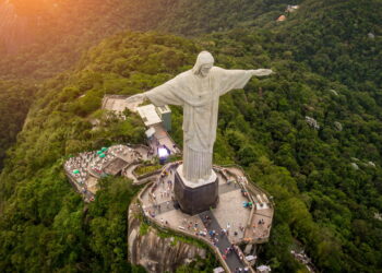 As cidades brasileiras com as maiores estátuas que você precisa conhecer