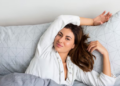 Geração Z gosta de dormir cedo; entenda comportamento. Foto: FreePik