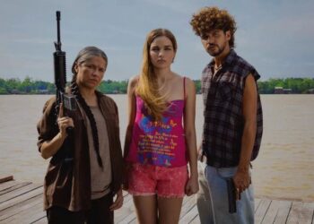 Retrata a Amazônia com profundidade simbólica e visual única