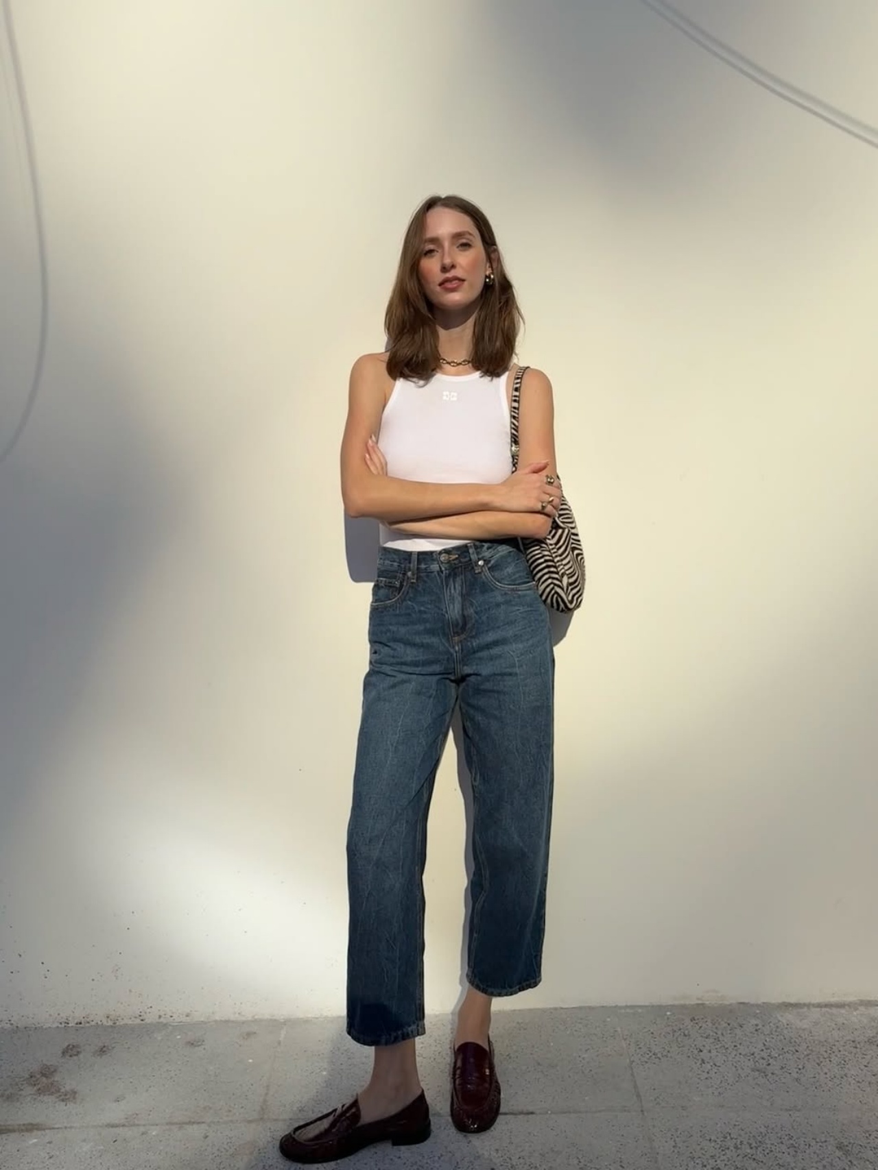 looks com calça jeans para trabalhar