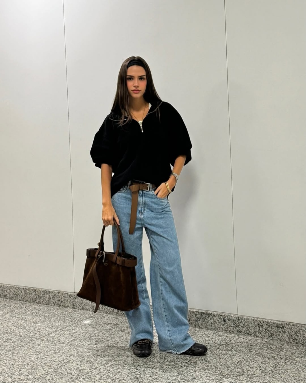 looks com calça jeans para trabalhar
