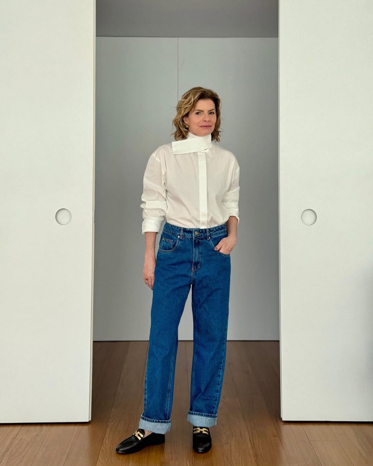 looks com calça jeans para trabalhar
