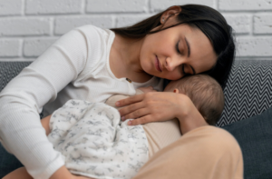 PJ e maternidade: veja as dificuldades! Foto: FreePik