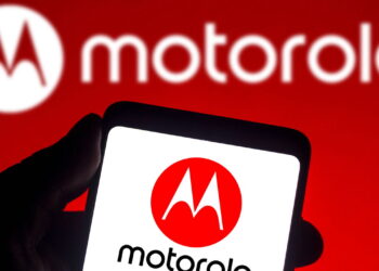 Celular Motorola  - Créditos: depositphotos.com / rafapress
