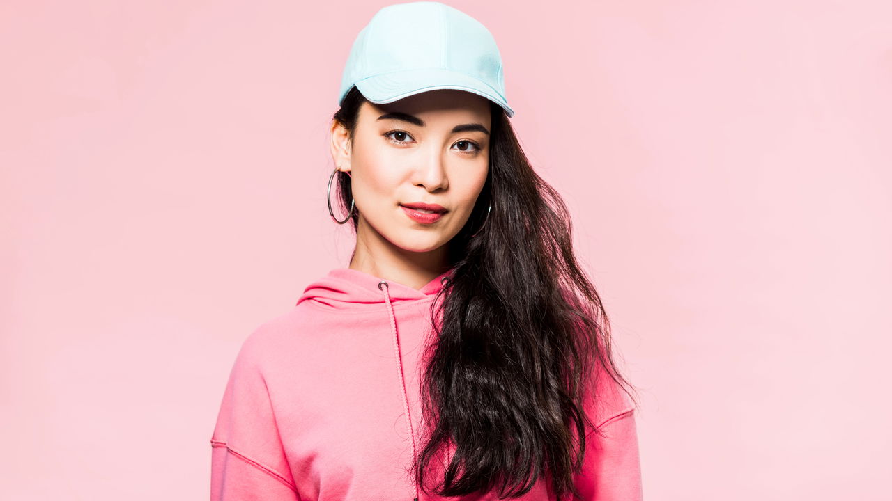 Essas dicas irão te ajudar a utilizar boné em seus looks