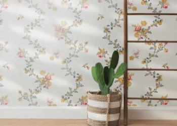 Casa repaginada com papel de parede. Foto: FreePik