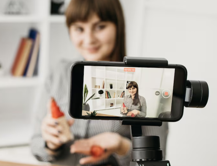 Influencer é mesmo a profissão do futuro? Foto: FreePik
