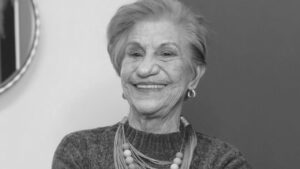 Vovó Cora