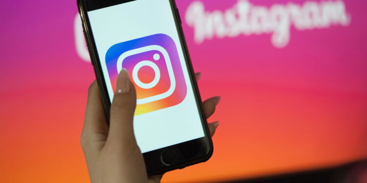 Dicas essenciais para postar fotos do seu look no Instagram