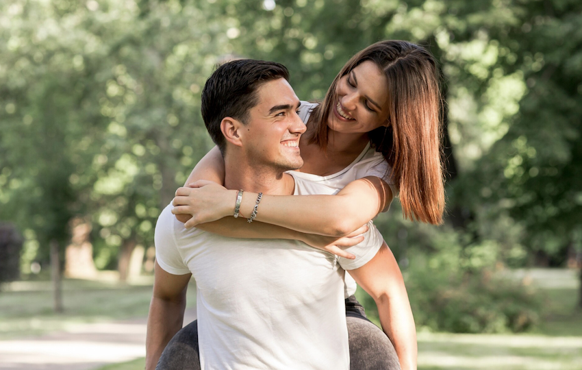 Astrologia pode indicar como ter sorte no amor. Foto: FreePik