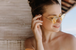 Tomar sol reduz a miopia? Foto: FreePik