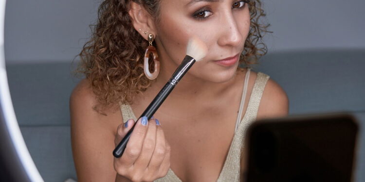 Essas dicas irão melhorar muito sua maneira de aplicar base