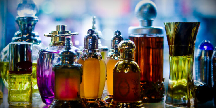 Como os perfumes árabes tomaram conta do cenário das fragrâncias