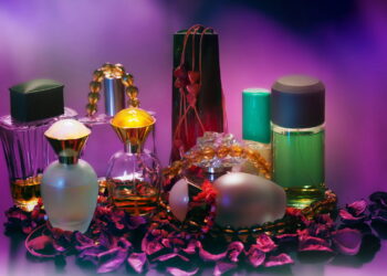 Perfumes - Créditos: depositphotos.com / SolidPhotos