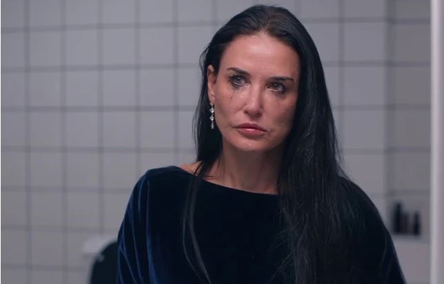 Setembro Amarelo: Demi Moore no filme A Substância | Renata Barros