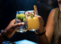 Drinks adulterados com metanol não são perceptíveis na aparência. Foto: FreePik