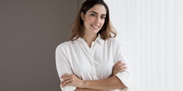 Bom atendimento é fator decisivo para a compra. Foto: FreePik