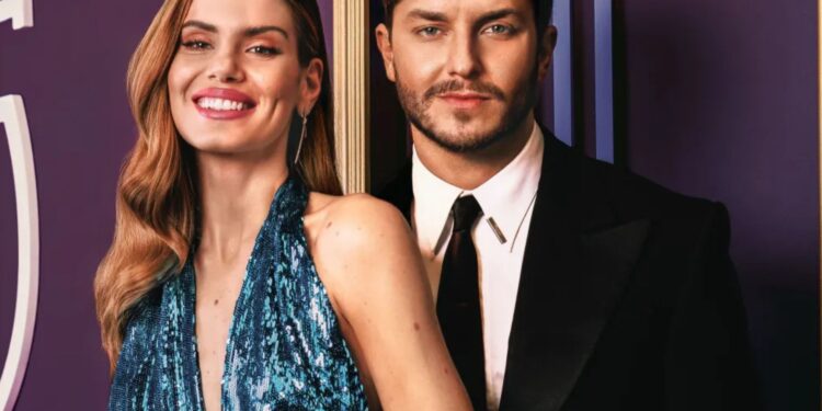 Participantes maduros provam se o amor pode ser cego e vivenciam experiências únicas no reality de relacionamento apresentado pelo casal Camila Queiroz e Klebber Toledo. Foto Divulgação Netflix.