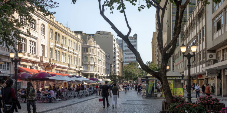 Curitiba - Créditos: depositphotos.com / diegograndi