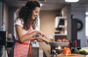 Confira dicas para você cozinhar melhor. Foto: FreePik