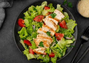 Ordem dos alimentos pode influenciar na dieta! Foto: FreePik