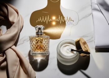 Não esfregue nem borrife nos pulsos ou no pescoço: o truque simples para fazer um perfume durar da manhã à noite