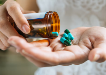 Onde descartar medicamentos antigos? Foto: FreePik