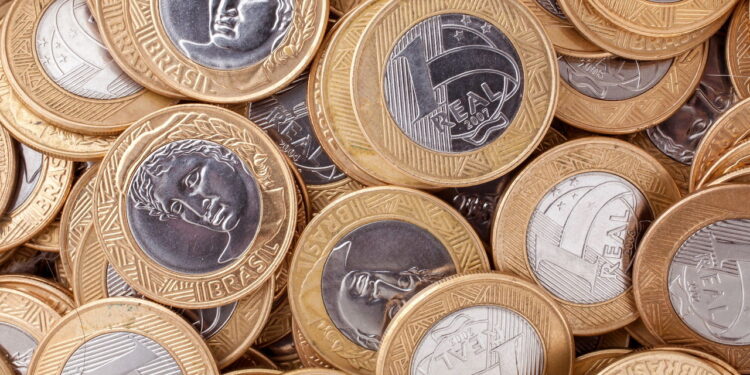 Moedas de 1 real - Créditos: depositphotos.com / taciophilip