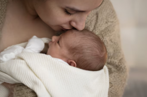 Entenda mudanças na licença-maternidade. Foto: FreePik