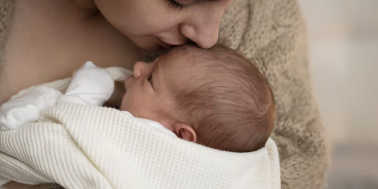 Entenda mudanças na licença-maternidade. Foto: FreePik
