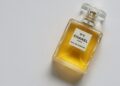 Perfumes de luxo que influenciaram tendências na moda