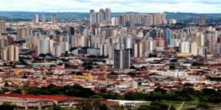 Prédios de Ribeirão Preto - Créditos: commons.wikimedia.org