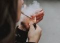 Tabagismo e anticoncepcional, uma mistura perigosa. Foto: FreePik