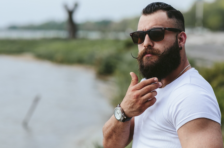 Como funciona o transplante de barba? Foto: FreePik