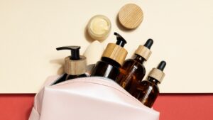 usar muitos produtos no rosto faz mal