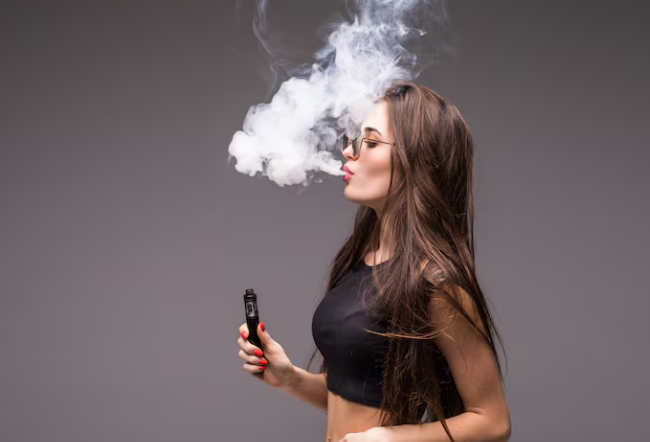O que é vape face? Foto: FreePik