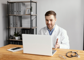 Muitos médicos já usam IA. Foto: FreePik