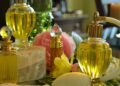 Como os perfumes se tornaram símbolos de status na moda