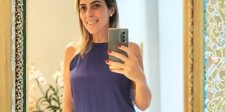 Empresária Sabrina Bez realizou procedimento e indica: "minha autoestima é outra e a relação com meu corpo também". Foto: Arquivo pessoal