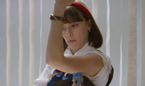 Entenda o equipamento usado por Solange em 'Vale Tudo'. Foto: Reprodução