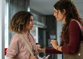Assim como em “Três Graças”, muitas mulheres também vivem a realidade da maternidade solo - Crédito: Reprodução│Globo