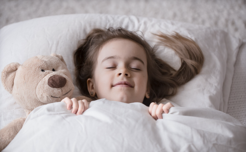 Criança pode sofrer com apneia do sono? Entenda. Foto: FreePik