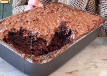 bolo crocante de chocolate