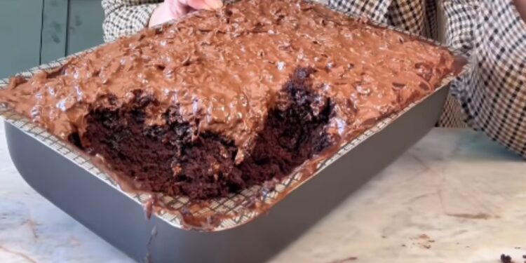 bolo crocante de chocolate