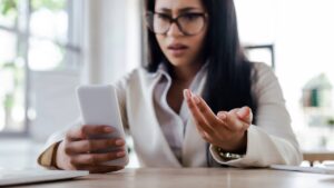 Como reduzir o uso do celular e melhorar saúde mental