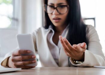 Como reduzir o uso do celular e melhorar saúde mental